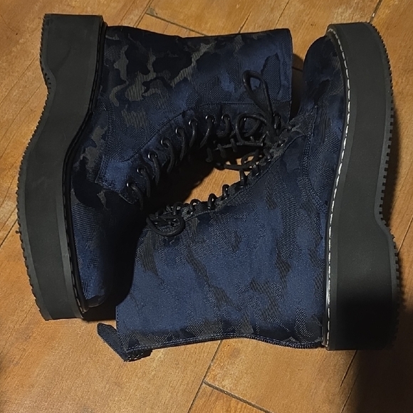 Kendall & Kylie Blue/Black Combat Boots - Picture 5 of 6